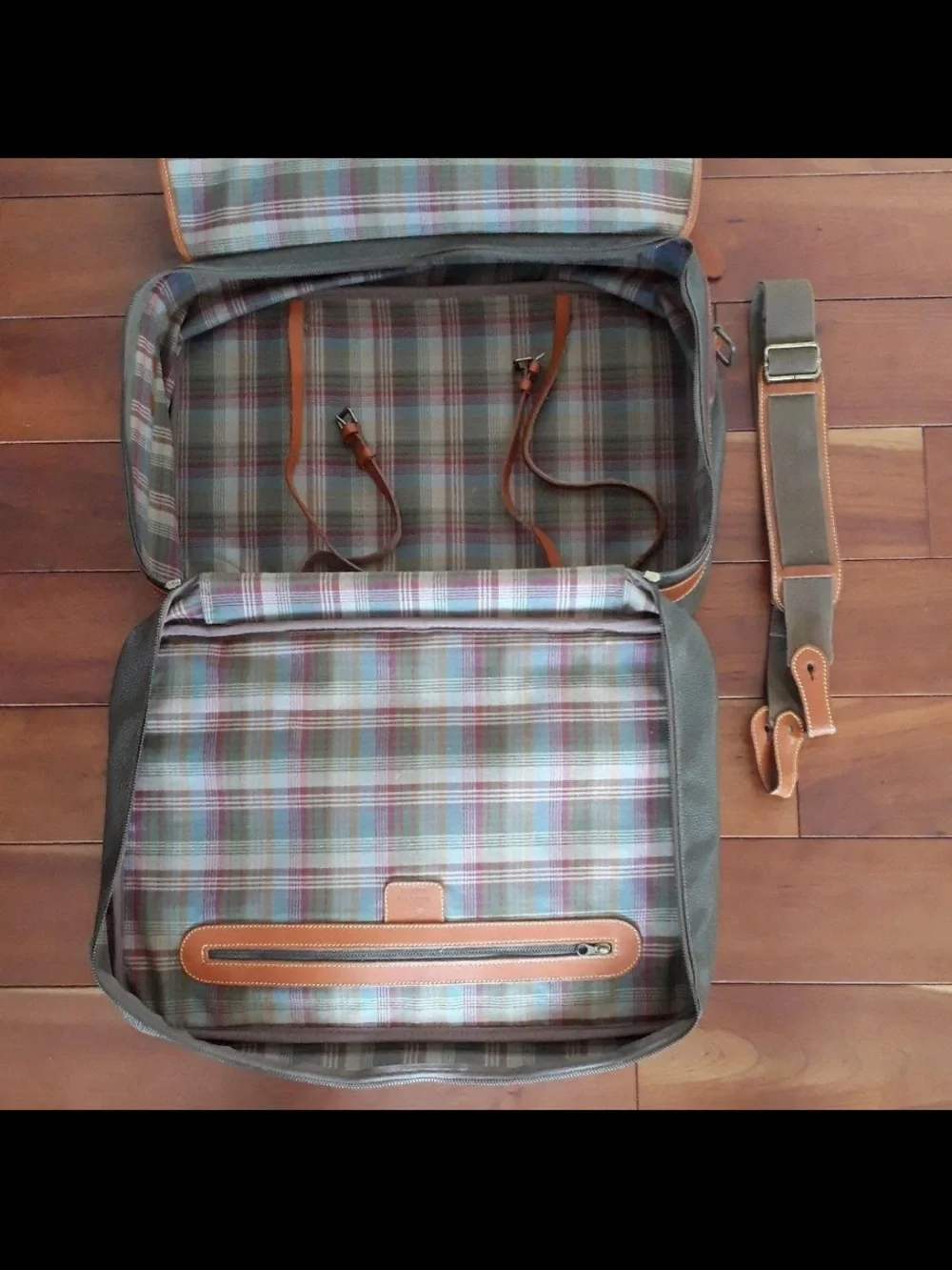 Mulberry Dark Brown Leather Briefcase with Tan Trim